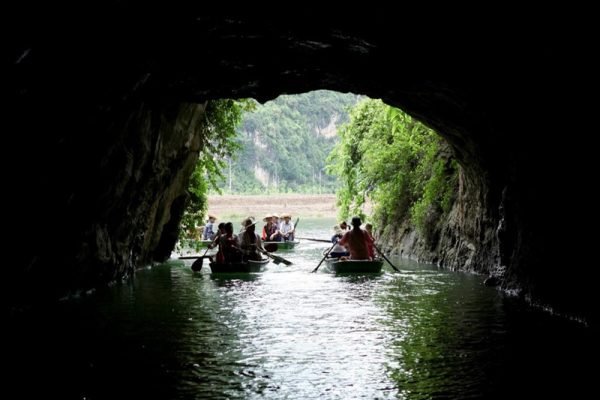 Explore-Cave-by-Boat