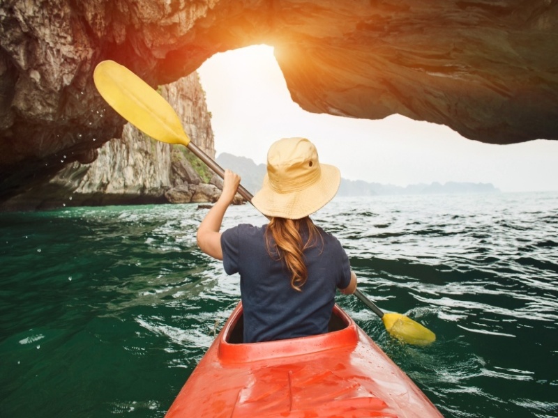 Discover kayaking in Luon Cave via a 1-day Hanoi to Ha Long Bay trip