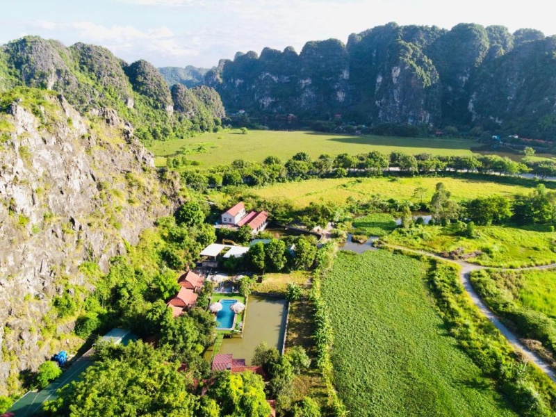 If you plan to stay in Ninh Binh, you should book your homestay at least two weeks in advance.