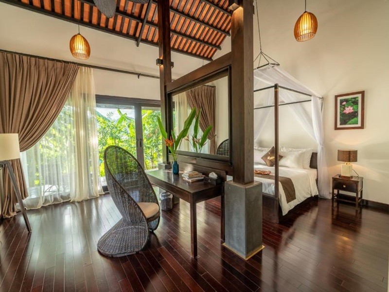 room-at-Aravinda-Resort-Ninh-Binh