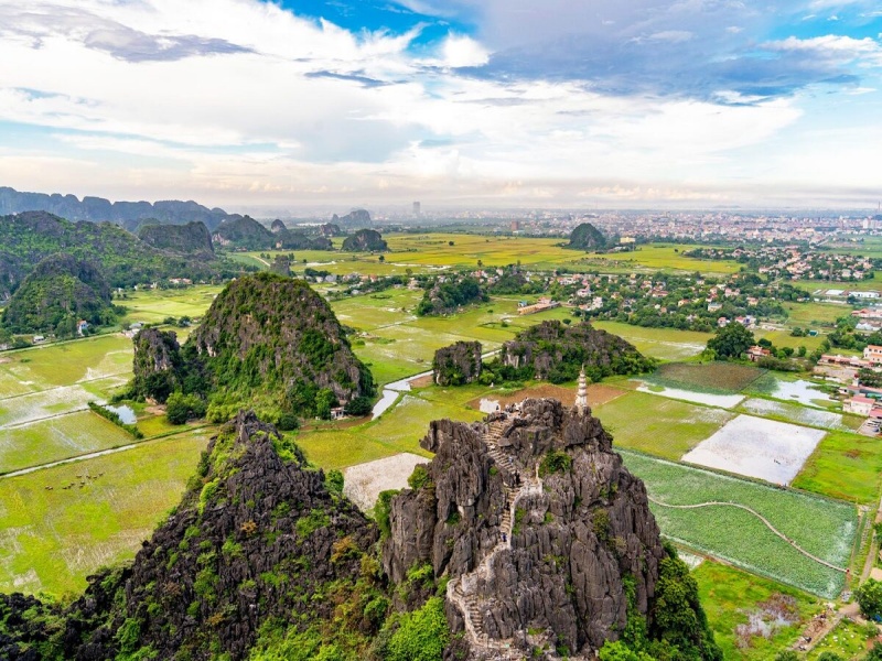 Ninh Binh 4 Days Itinerary: Slow-Paced Adventure Avoiding Tourist Crowds