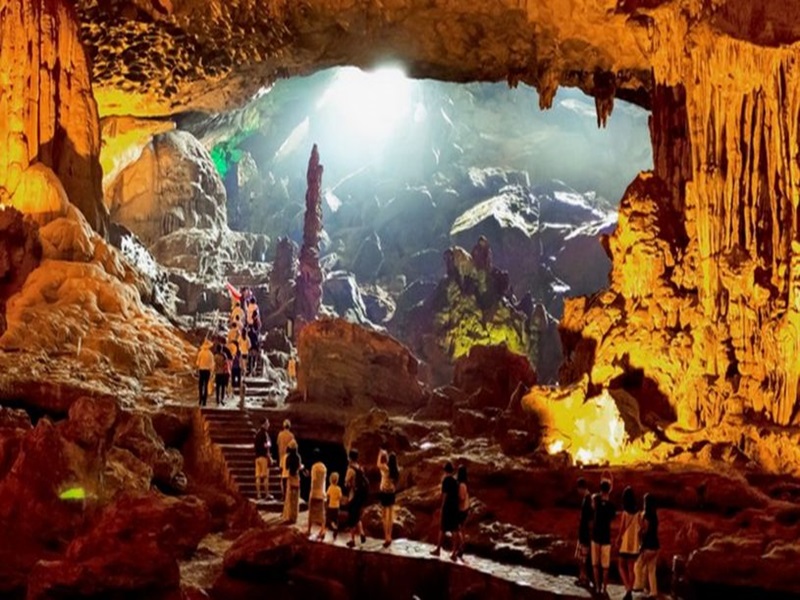 Thien-Cung-Cave