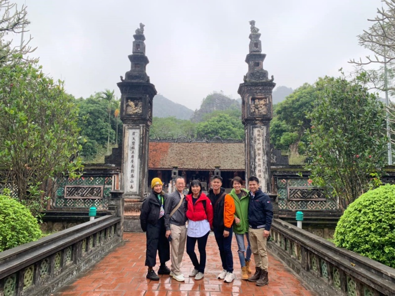 December is the ideal time to explore historical sites in Ninh Binh amidst the cool, tranquil, and peaceful atmosphere.