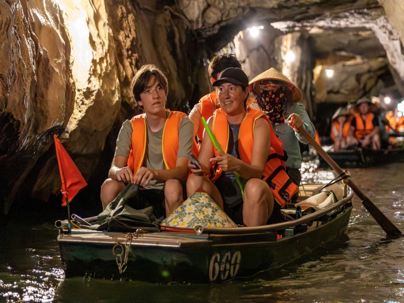 Route 2 is the most popular and ideal boat route to explore Trang An