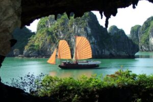 Discover Seamless Travel from Tam Coc to Ha Long Bay: Essential Tips for International Visitors