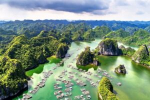 Your Full Guide for Traveling Ha Long Bay to Hanoi
