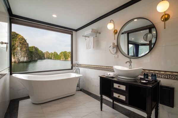 Book Doris Cruise: Private Balcony Cabins & Original Lan Ha Bay Itinerary