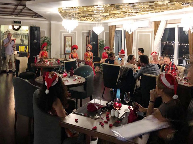 Christmas & New Year's Celebrations on Halong Bay Cruises