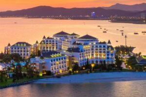Where to Stay in Ha Long Bay: Perfect Hotels for All Budgets
