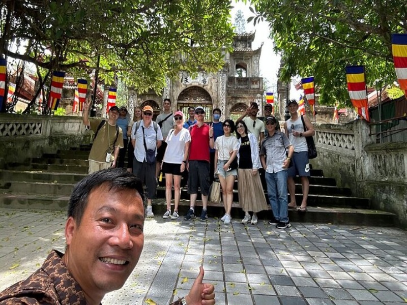 Choose a day tour from Hanoi to Perfume Pagoda to see serene temples.