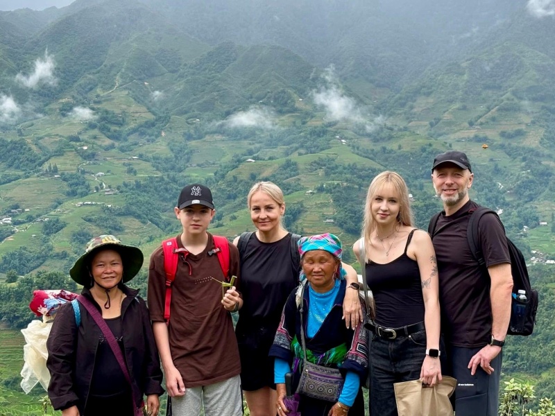 Trekking in Sapa during March offers unforgettable views of the spectacular Muong Hoa Valley.