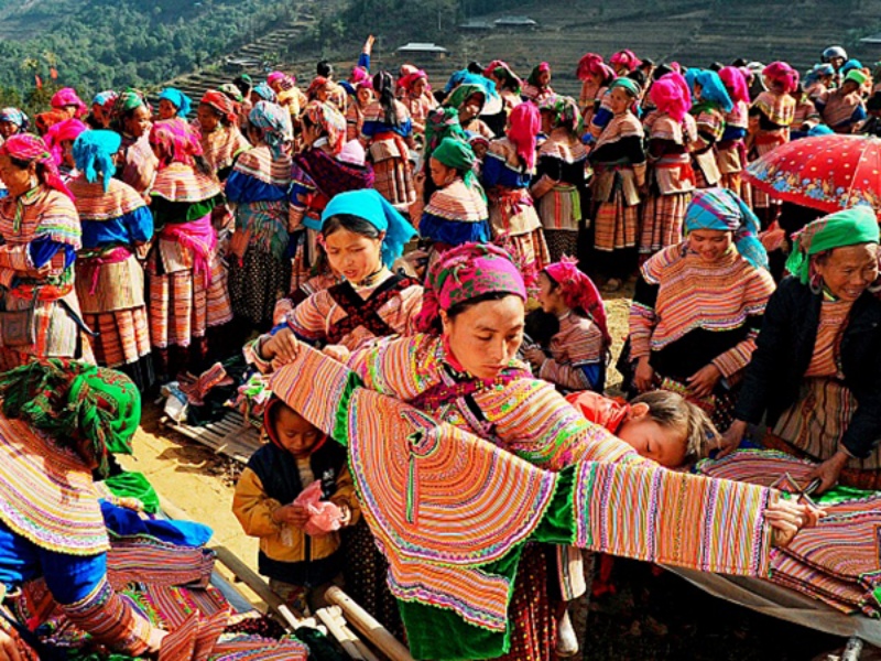 Sapa Markets & Weather: Best Time for Culture & Shopping