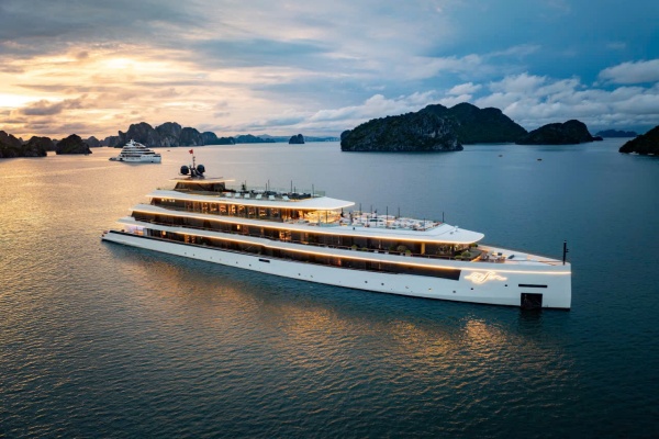 La SEN of the Bay – A New Luxury Cruise in Ha Long Bay